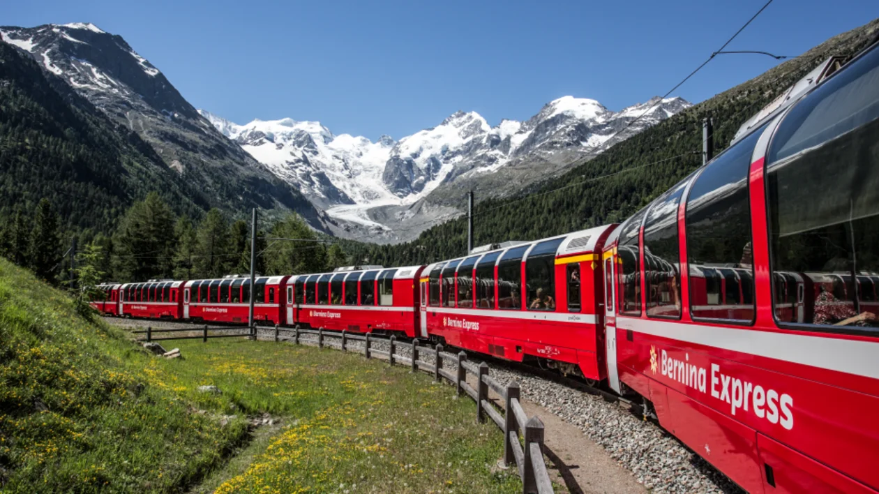 ST_3x2_Morteratsch-Bernina-Express_48531