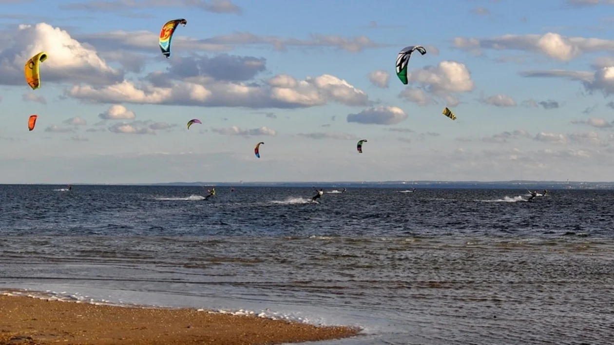The Hel Peninsula, kitesurfina in the Bay of Puck - Sports and active leisure