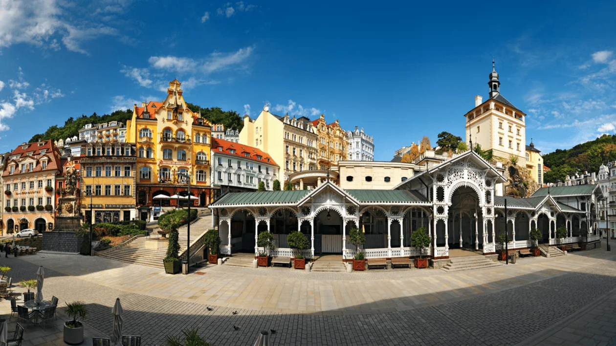 The Market Colonnade in Karlovy Vary - the white wooden building, built in the Swiss style covering the springs for more than a hundred years, © CzechTourism, Ladislav Renner