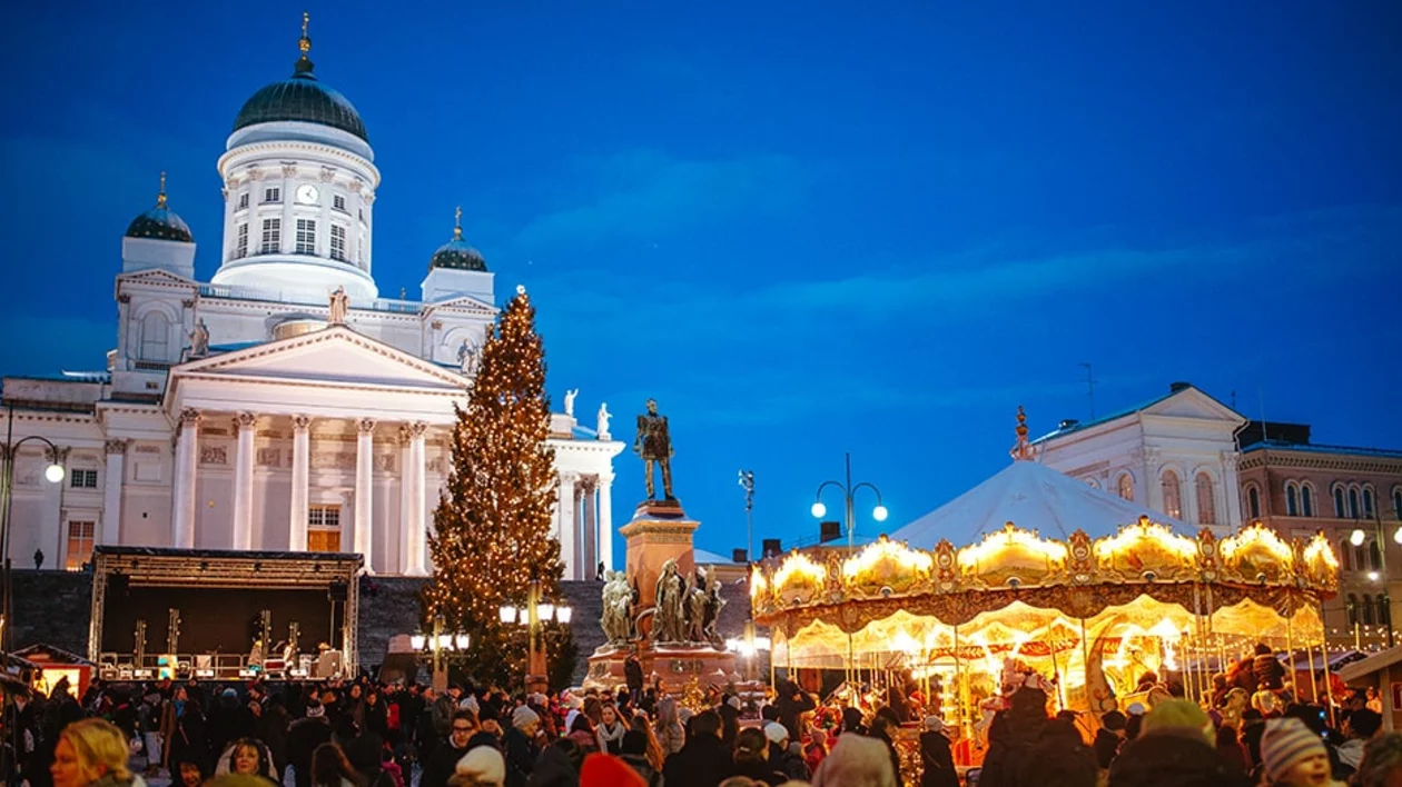 Christmas market in Helsinki, ©Jussi Hellsten.
