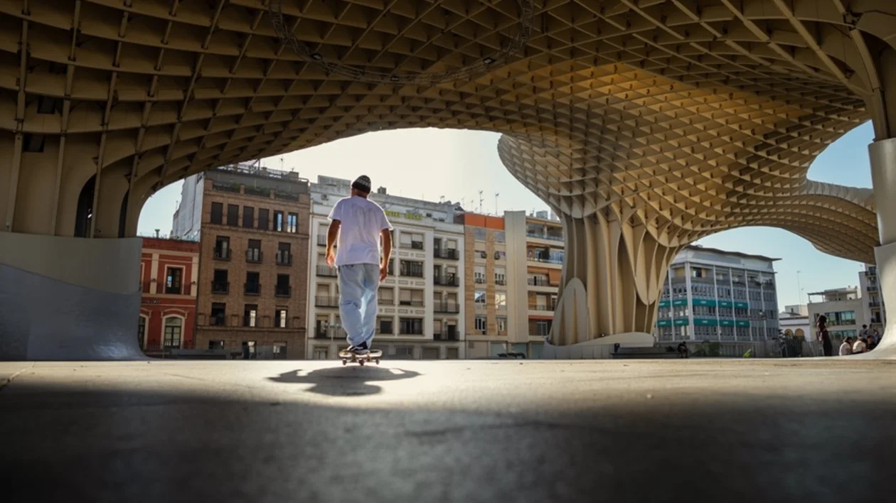 Take a break from the crowds with the Tourism Intelligence System.