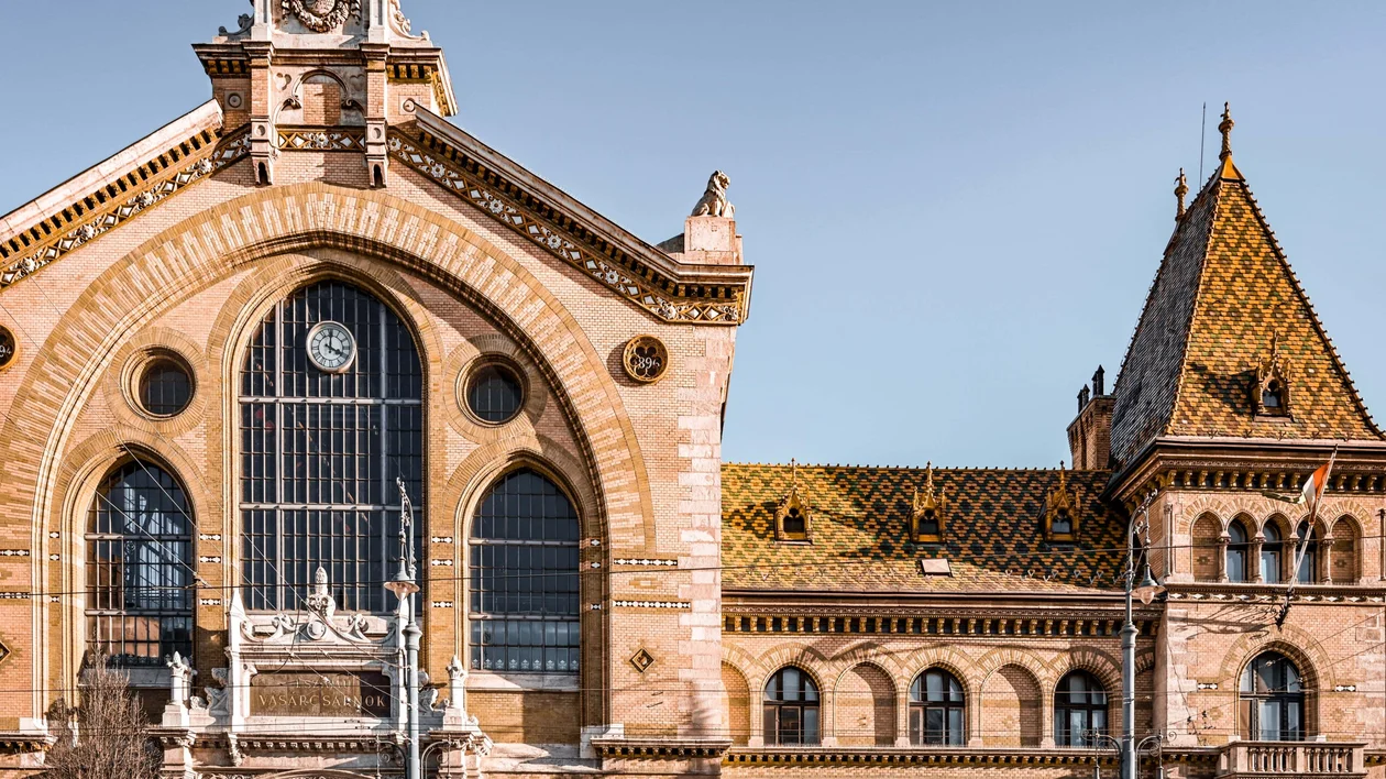 Great Market Hall, Hungary