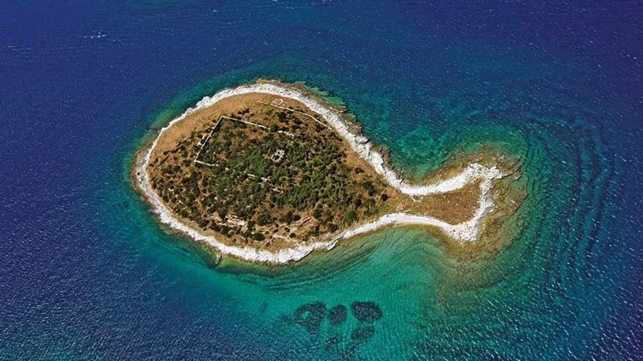 Take boat rides on jewel-toned water to explore Brijuni National Park's islands