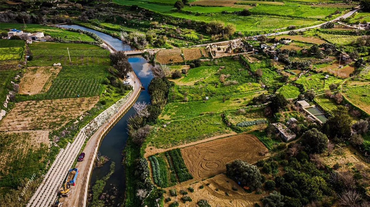 Chadwick Lakes in Malta
