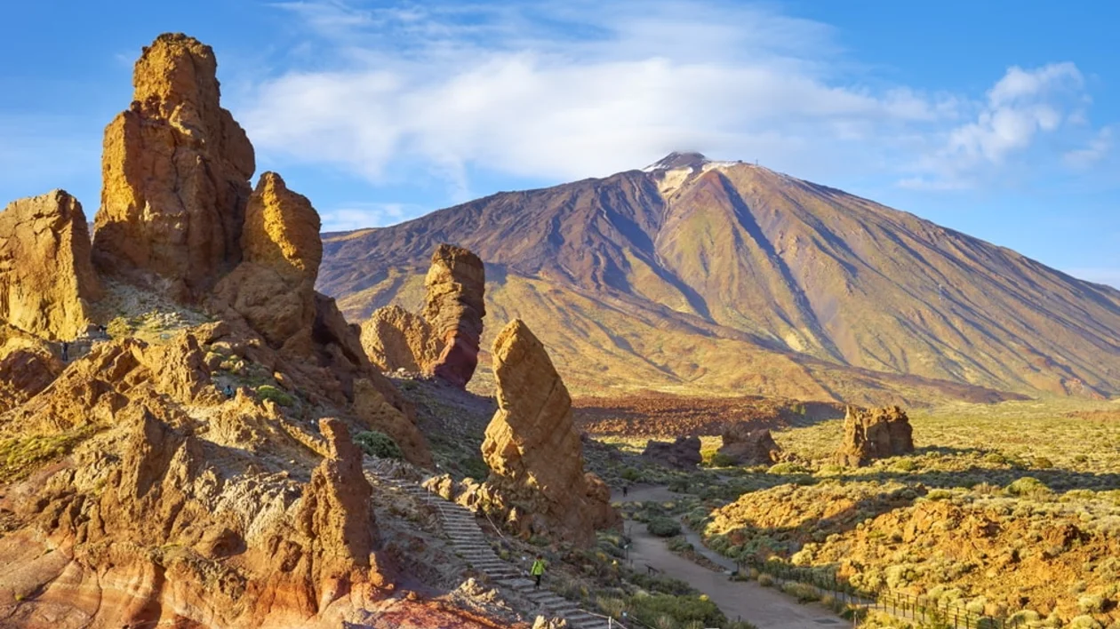 You’ll find a fascinating array of extraordinary colors and shapes, with areas looking more like Mars than the Earth