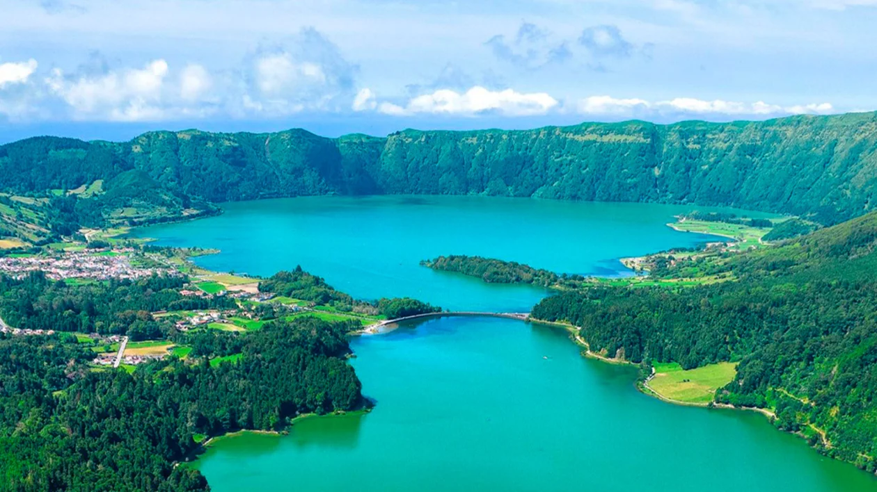 Los dos lagos de la isla de San Miguel, Azores
