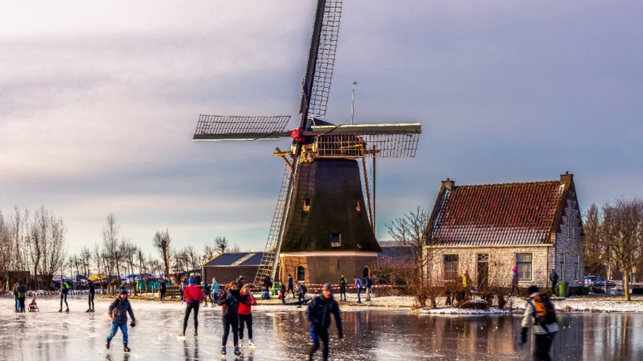 Ice Skating in Schipluiden, South Holland, Netherlands. ©jarnogommers