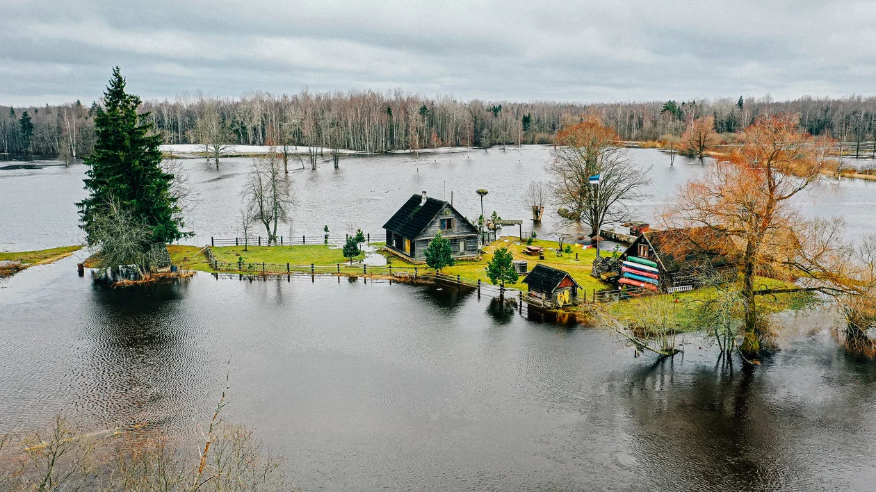 Local life flows along with the waters in Soomaa National Park. ©Visit Viljandi