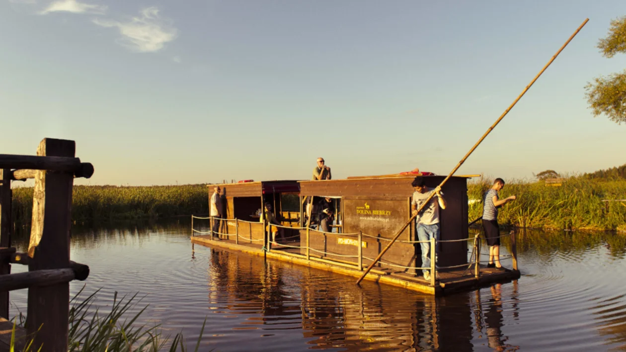 Rafting excursions in Biebrzański National Park. ©Polish Tourism Organisation