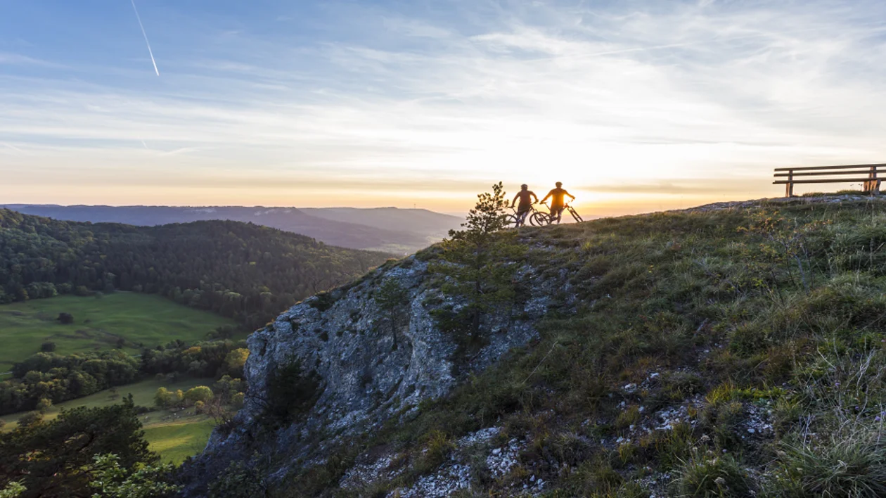 Cyclists enjoying sunset on the Böllat