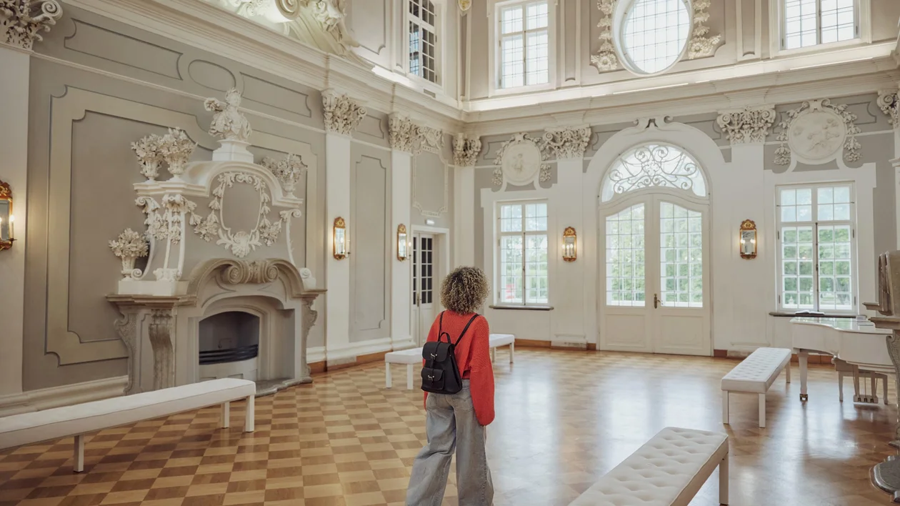 Tallinn Kadriorg Palace exterior.