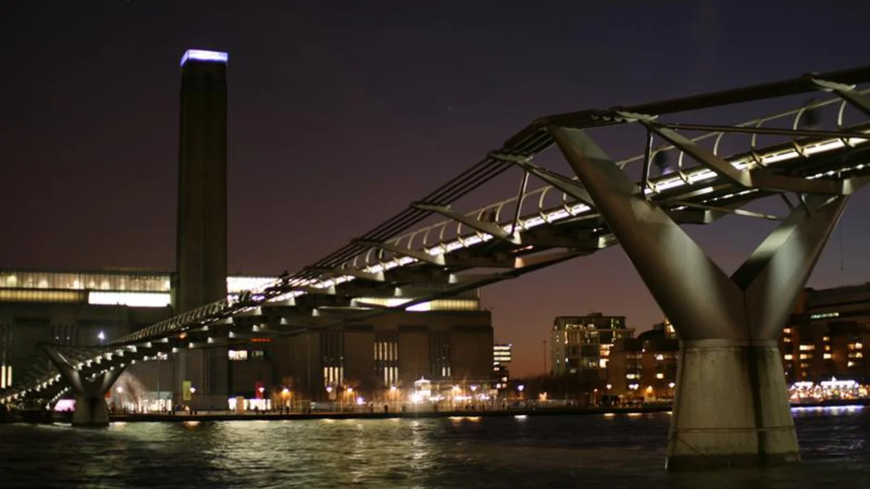 At night, the Millenium Bridge in London becomes even more breathtaking