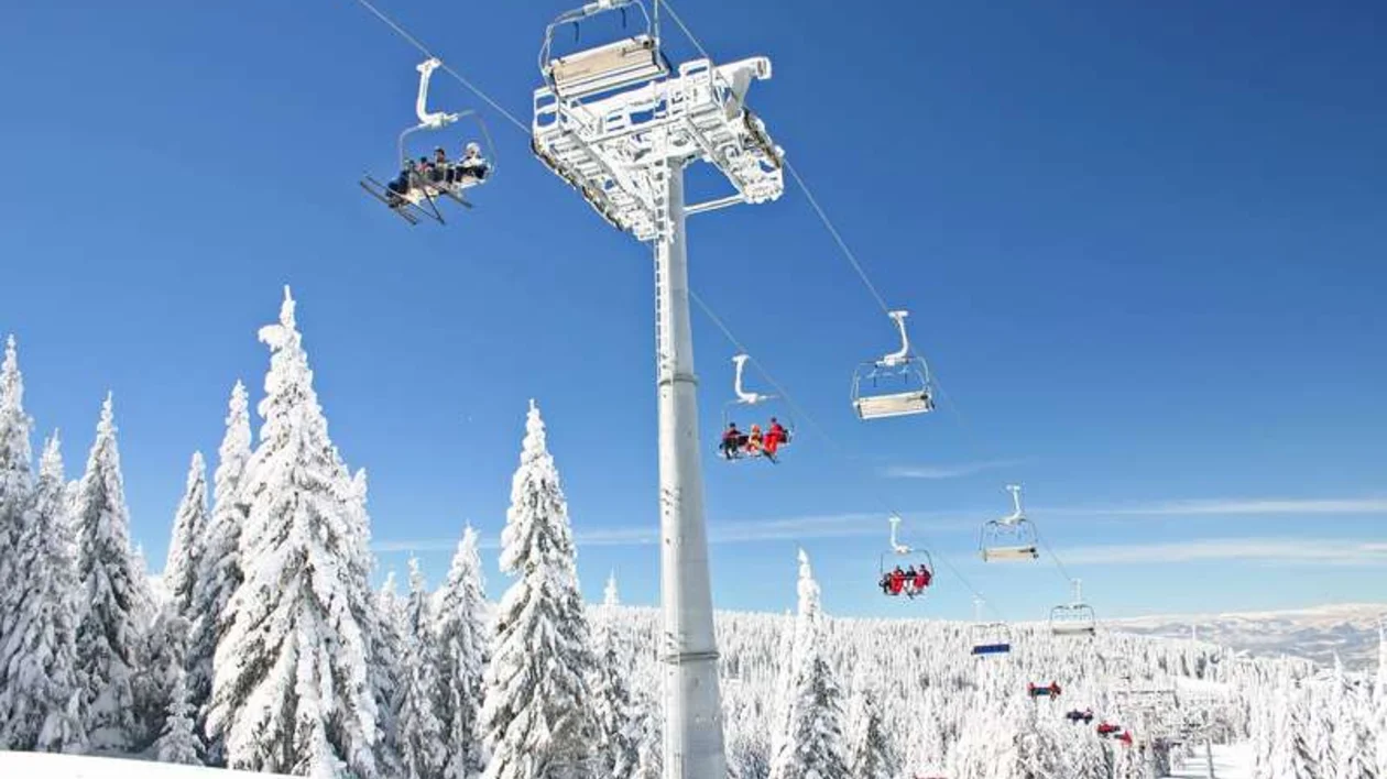 Savor your ski lift ride because it provides some of the absolute best views of the Alps. 