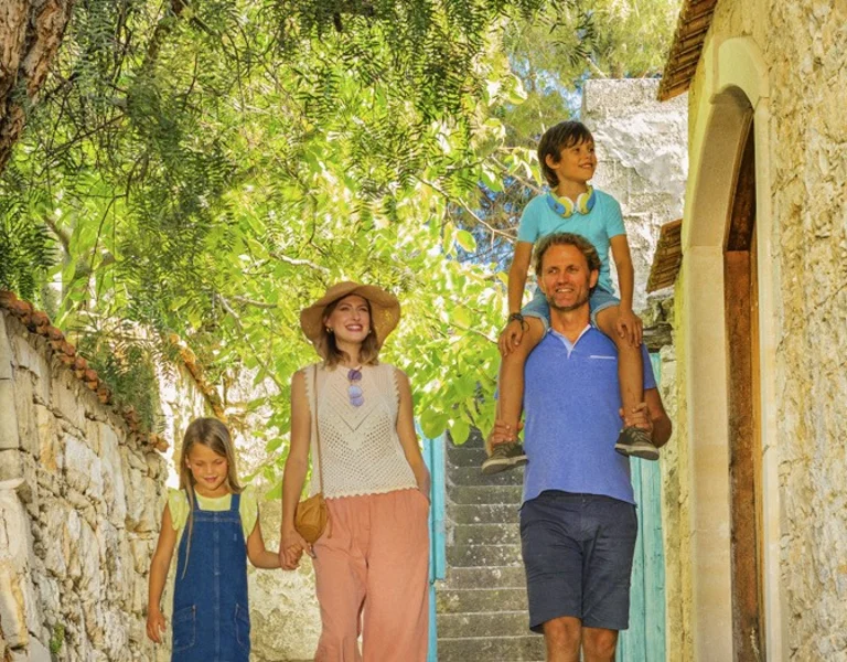 coveR_Main Picture Cyprus