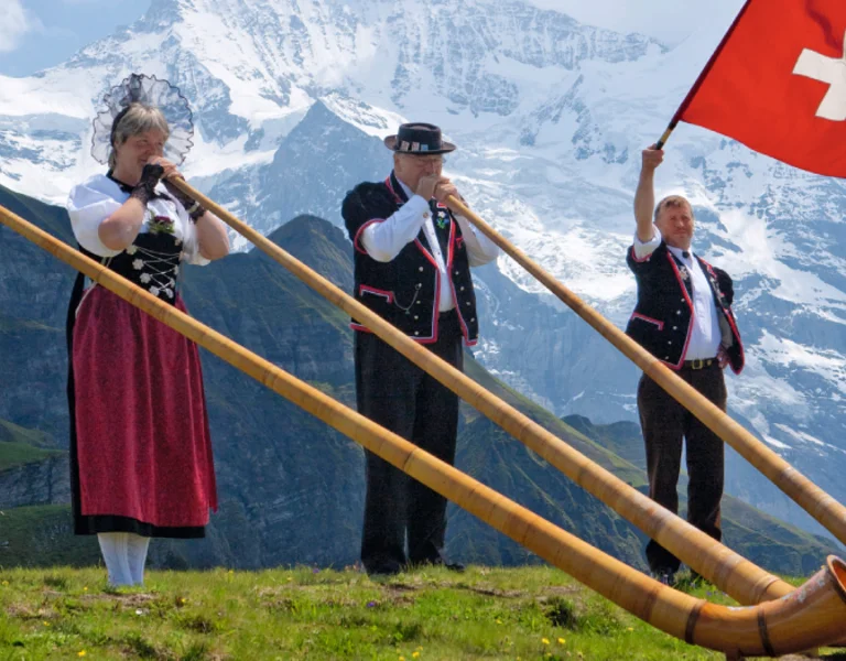 COVER - ST_Horben-Springenboden-Schwinger_46132