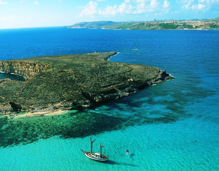 Blue Lagoon ©Malta Tourism Authority