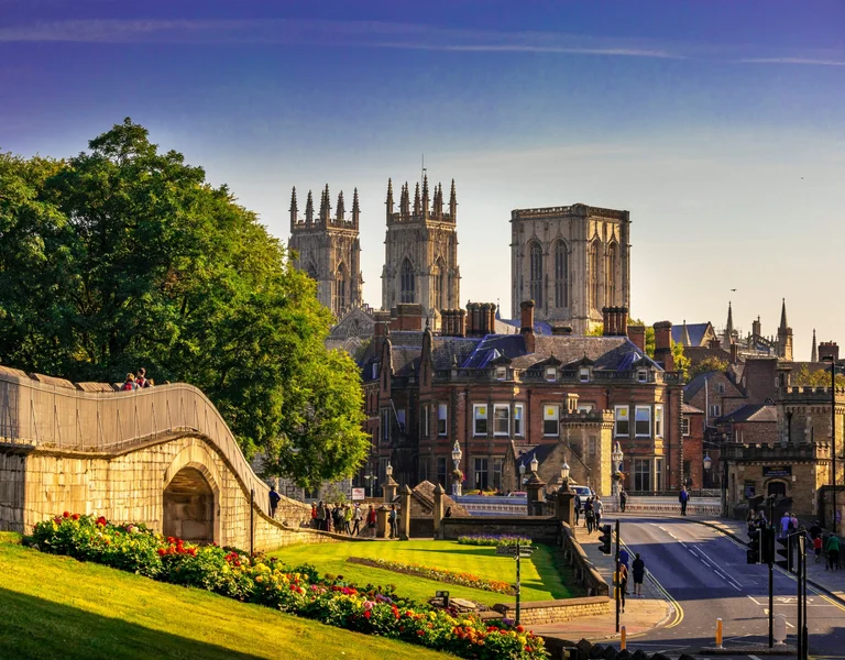 Early morning view of York Minster, York, Yorkshire, United Kingdom. ©Unsplash/morank