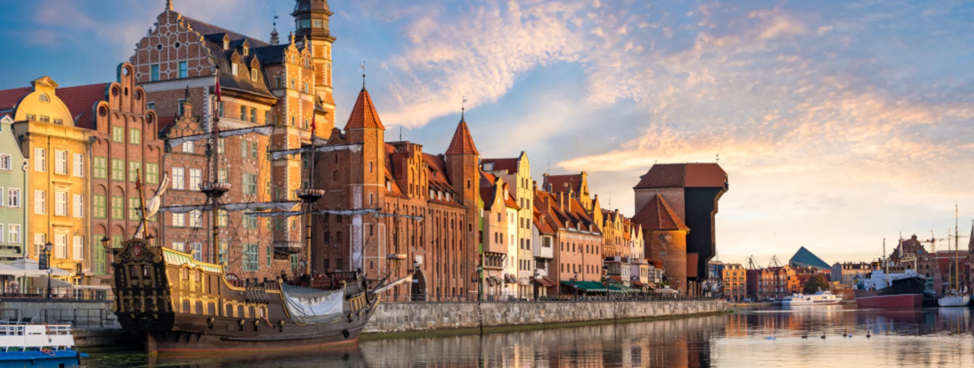 See beautiful buildings and beautiful boats in Gdańsk when it hosts the Great Tall Ship Parade at Baltic Sail Gdańsk 2024