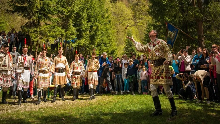 Weddings are in the air when the Juni wear their traditional customs in Brașov, Romania
