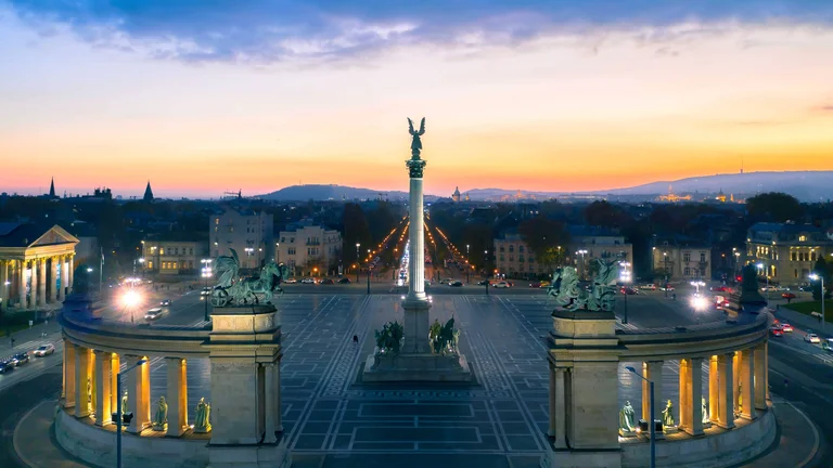 Heroes' Square, Hungary