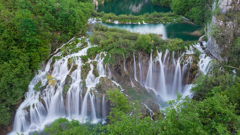 Plitvice Lakes National Park ©Luka Esenko / CNTB