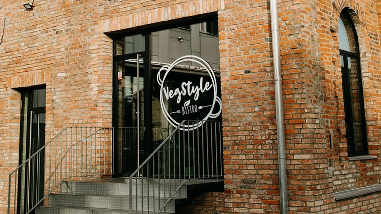 Make a new discovery at VegStyle, perfect for lovers of diverse vegetarian cuisine.