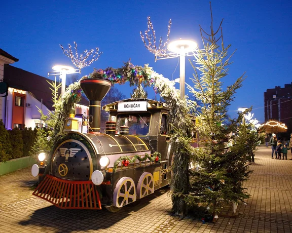 Ride the Christmas train in Slovenske Konjice