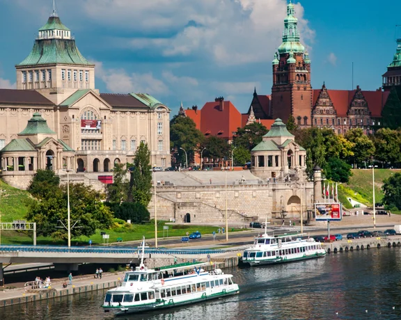 Wait on the Chrobry Embankments in Szczecin for the Tall Ships Races.