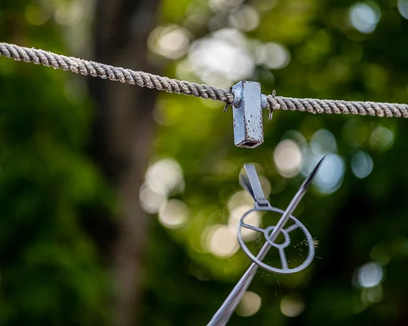 Could you put a spear through a tiny ring if you competed in the Alka Tournament?
