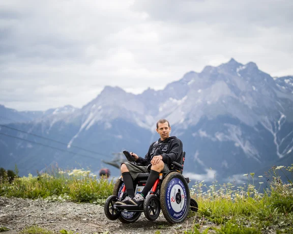 Enjoy mountain panoramas from the heights of accessible trails.